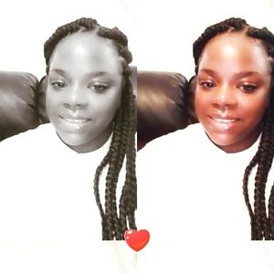 Meet your Posher, Dominique